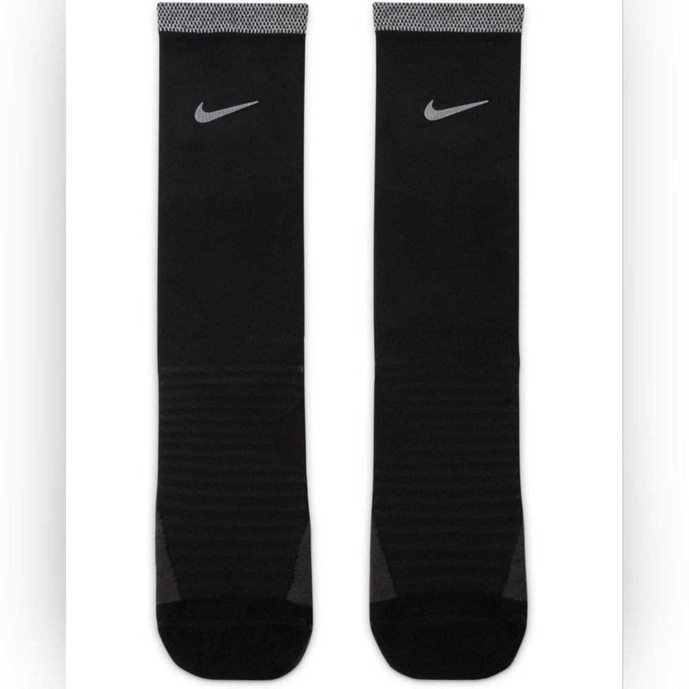NWT Nike Dri-Fit Spark Unisex Cushioned Crew Running Socks Size Small (Black)